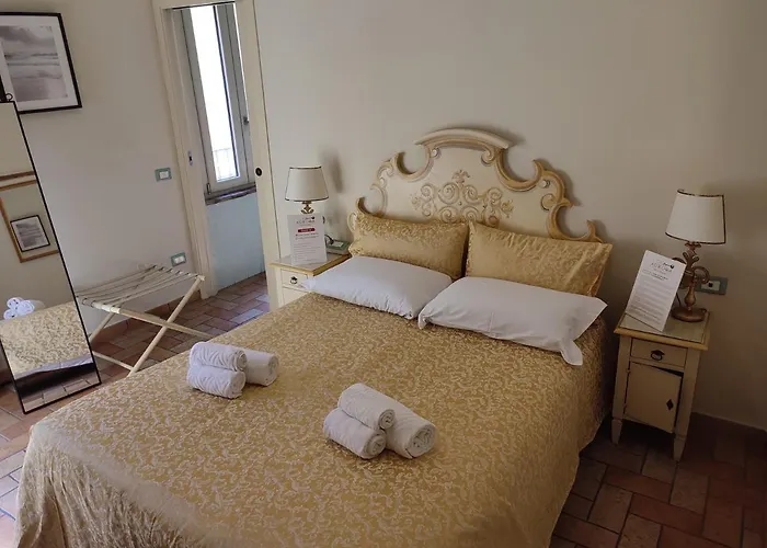 Casa Aurora 4* 拉文纳