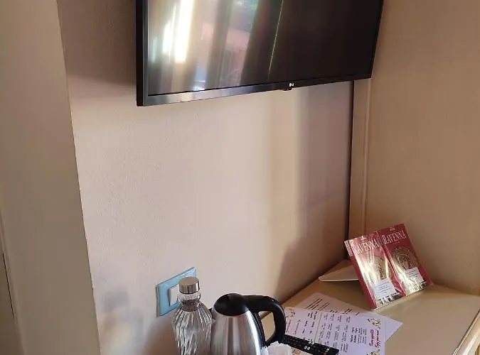 招待所 Casa Aurora 4*