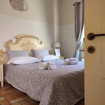 Casa Aurora 4* رافيننا