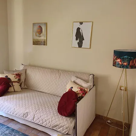R&b Casa Aurora 3*