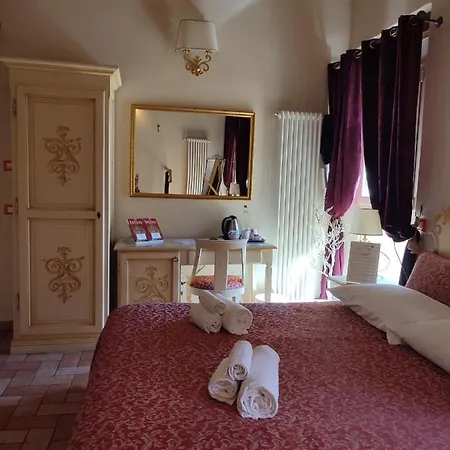 Casa Aurora 4* رافيننا